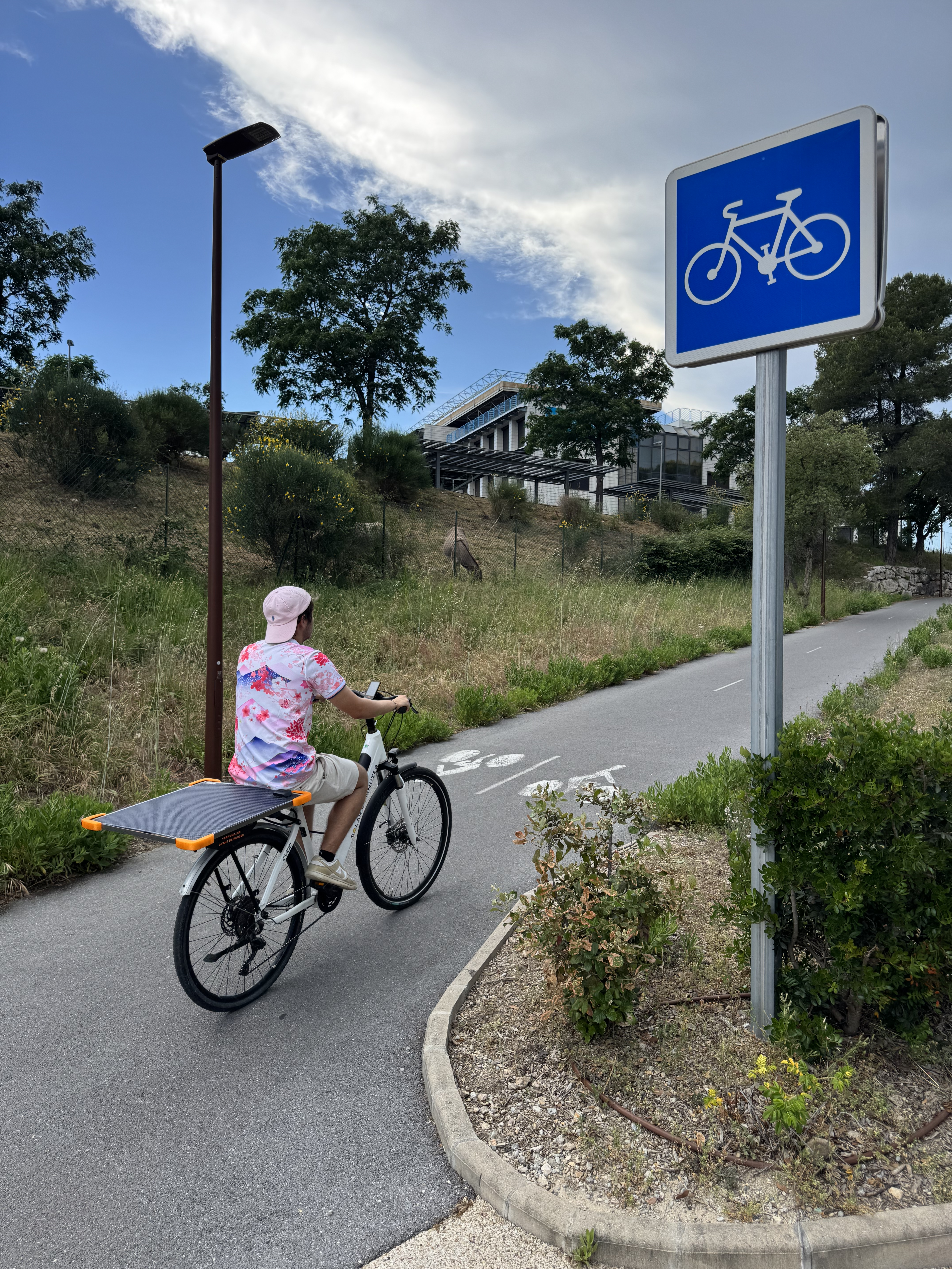 Solar Commuter garé sans câble